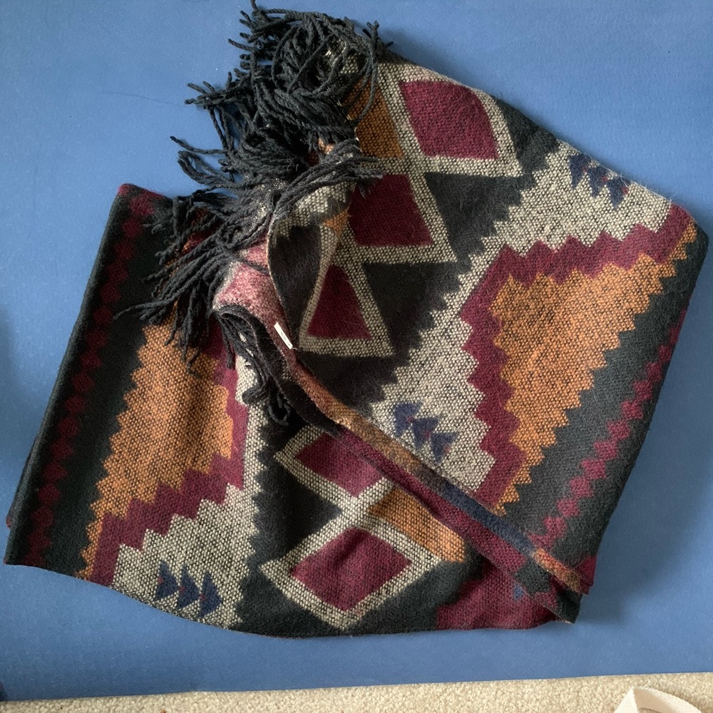 Forever 21 patterned scarf